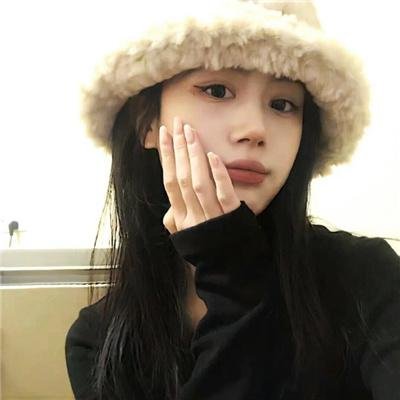 俏皮女学生